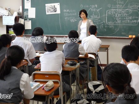 世田谷区立深沢中学校 教室